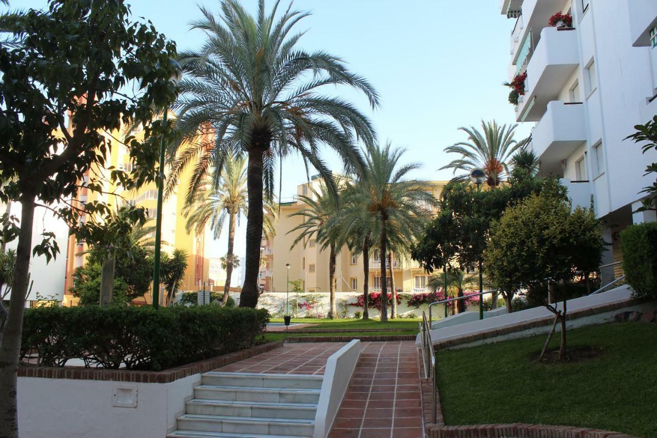 Apartamento Carihuela Beach & Sun Торемолинос Екстериор снимка