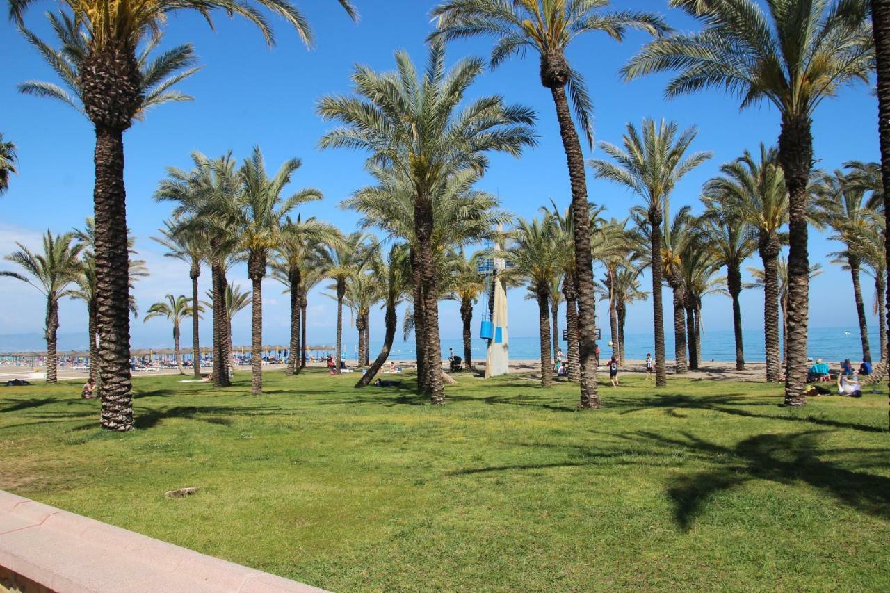Apartamento Carihuela Beach & Sun Торемолинос Екстериор снимка
