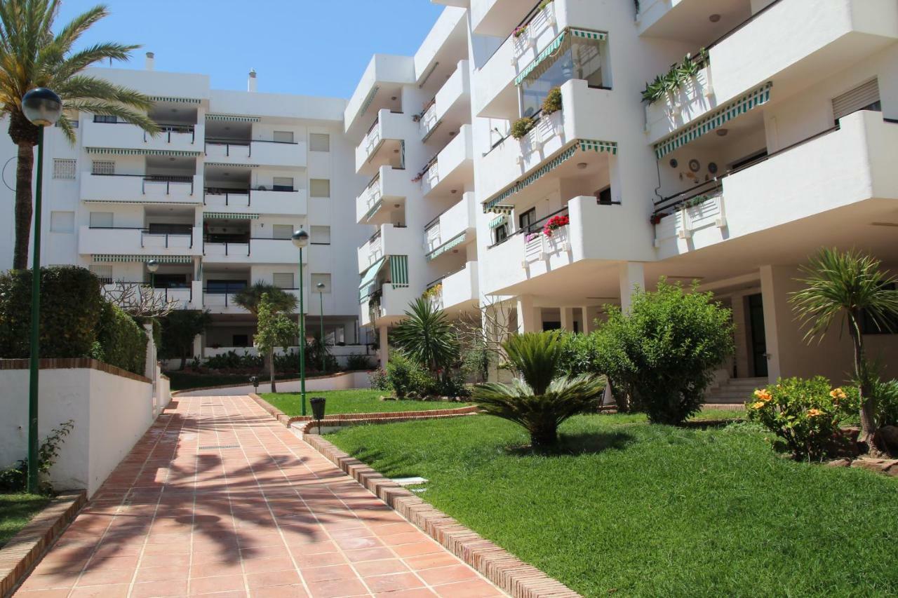 Apartamento Carihuela Beach & Sun Торемолинос Екстериор снимка